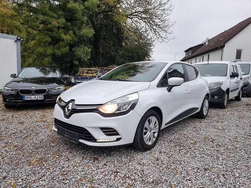 Gebraucht Renault Clio IV 73 PS (53 kW) 2018 Weiß Limousine