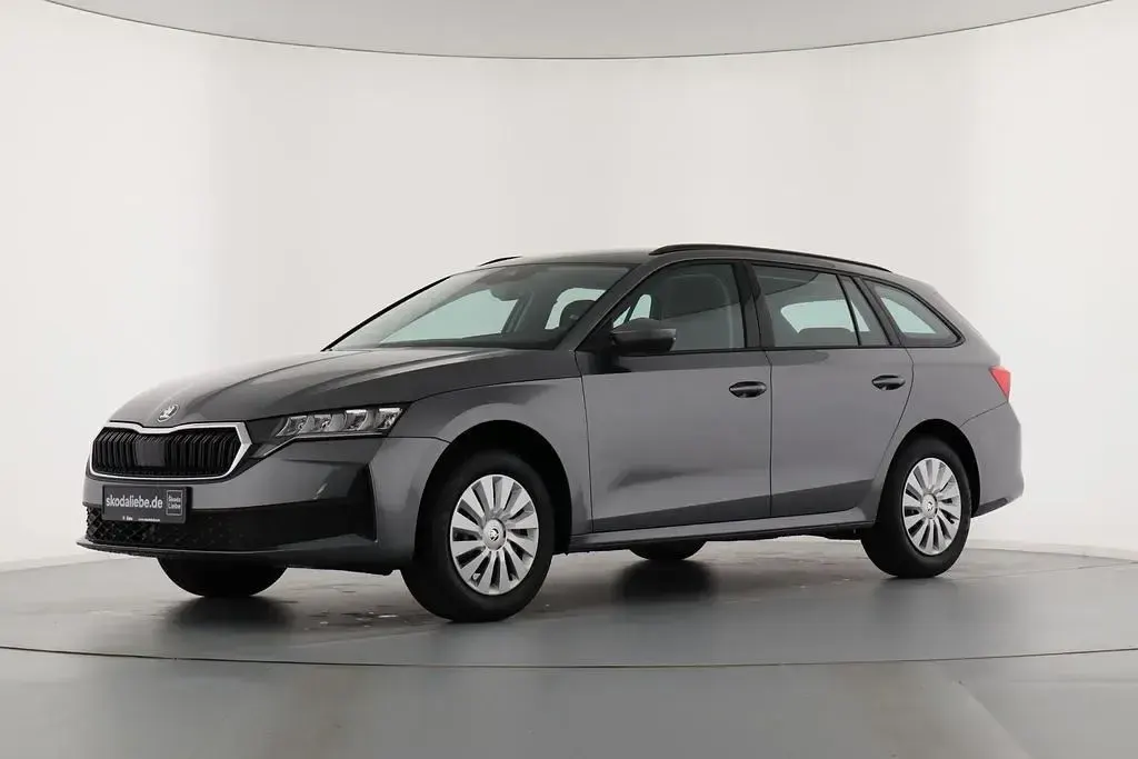 Neu Skoda Octavia 116 PS (85 kW) 2026 Grau Kombi