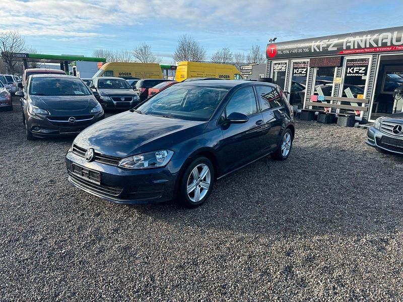 Blau Gebraucht 2013 VW Golf VII Comfortline Limousine | 10.590 € (Fairer Preis) - Bild 1/4