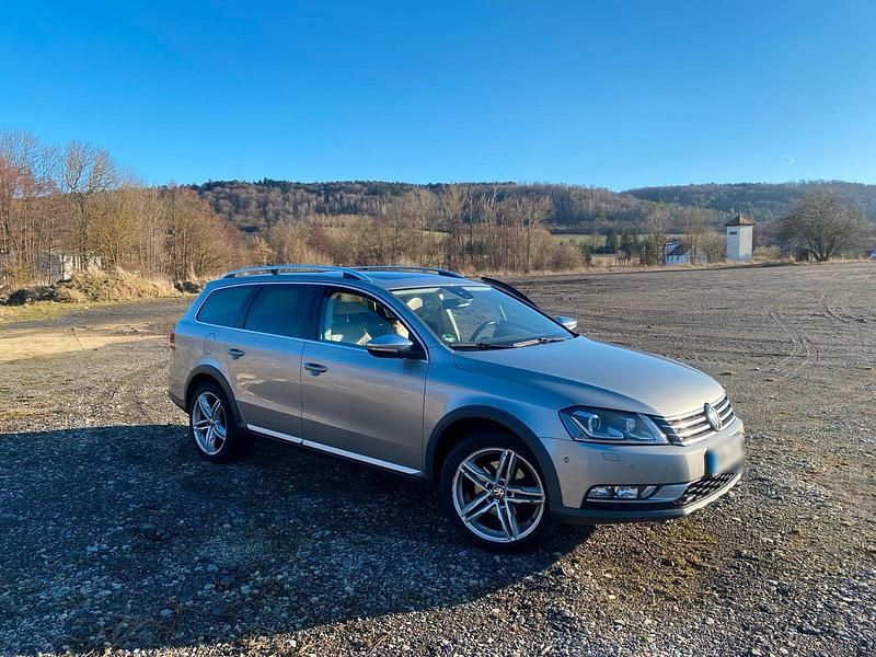 Gebraucht VW Passat Alltrack 176 PS (129 kW) 2014 Silber Kombi