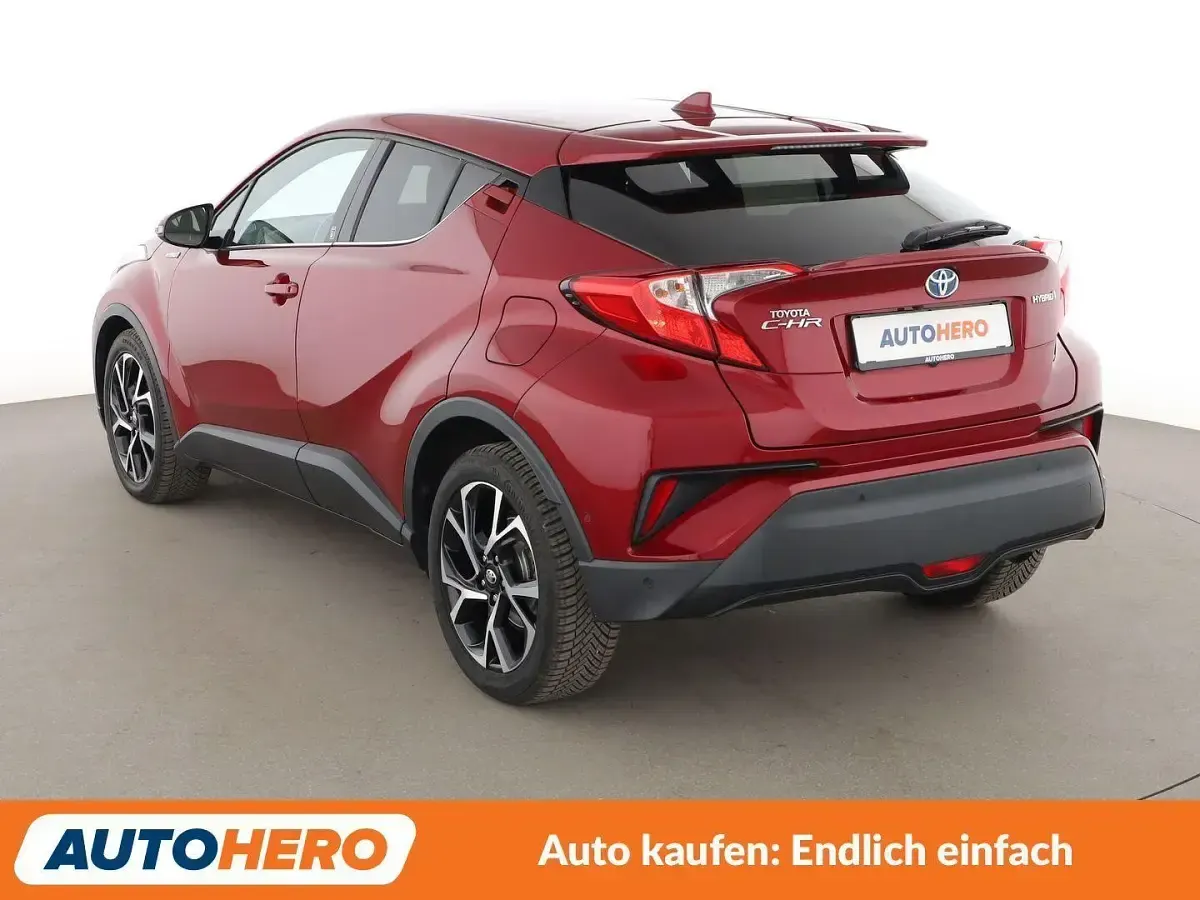 Gebraucht Toyota C-HR Team 122 PS (89 kW) 2018 Rot SUV
