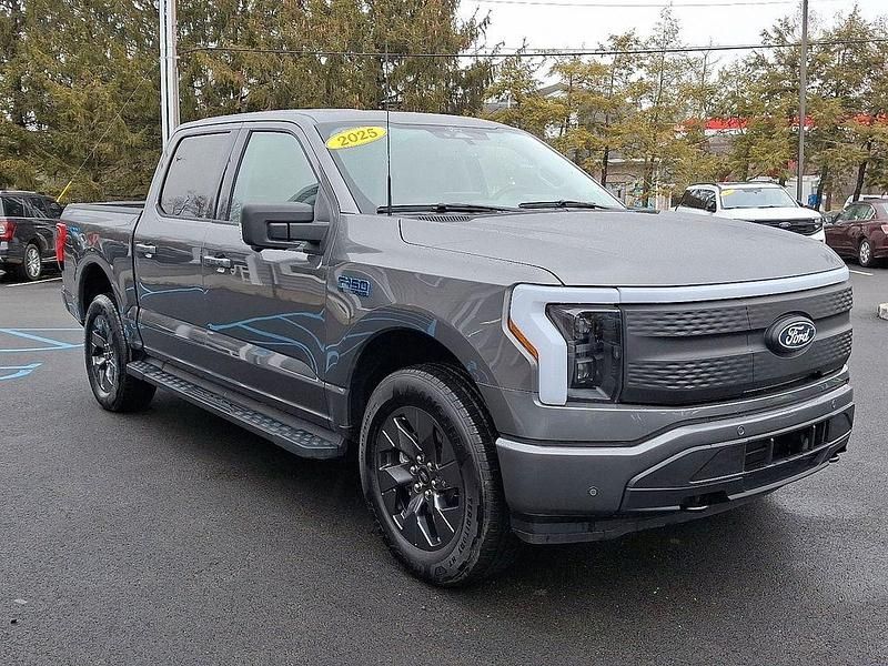 Gebraucht Ford F-150 Extended Range 427 kW (581 PS) 2025 Grau Pickup
