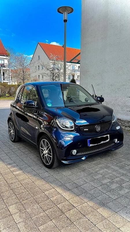 Blau Gebraucht 2017 Smart ForTwo Coupé Brabus Coupé | 16.900 € - Bild 1/4