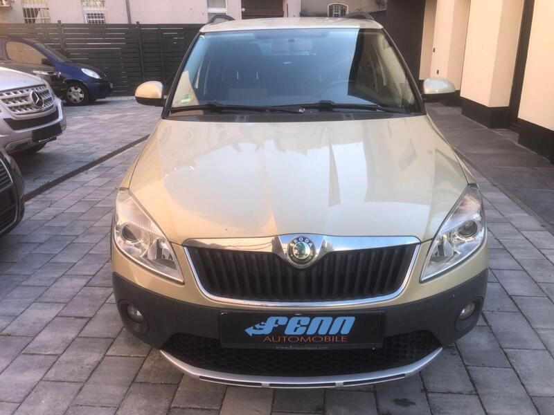 Gold Gebraucht 2011 Skoda Fabia Kombi | 2.300 € (Superpreis) - Bild 1/4