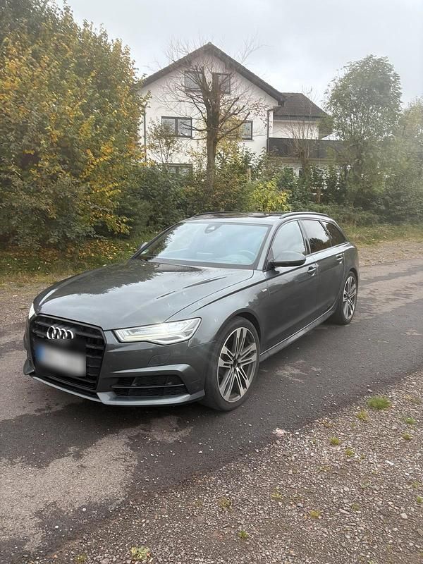 Grau Gebraucht 2018 Audi A6 S-Line Kombi | 27.500 € (Fairer Preis) - Bild 1/4