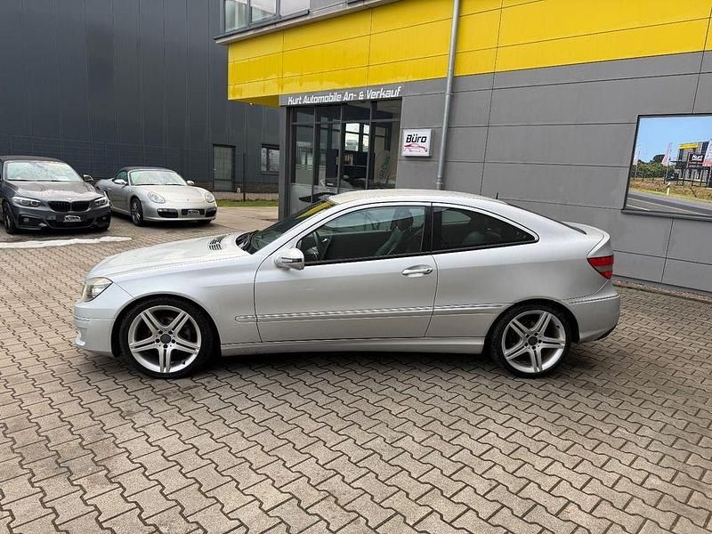 Gebraucht Mercedes CLC180 143 PS (105 kW) 2009 Silber Kleinwagen