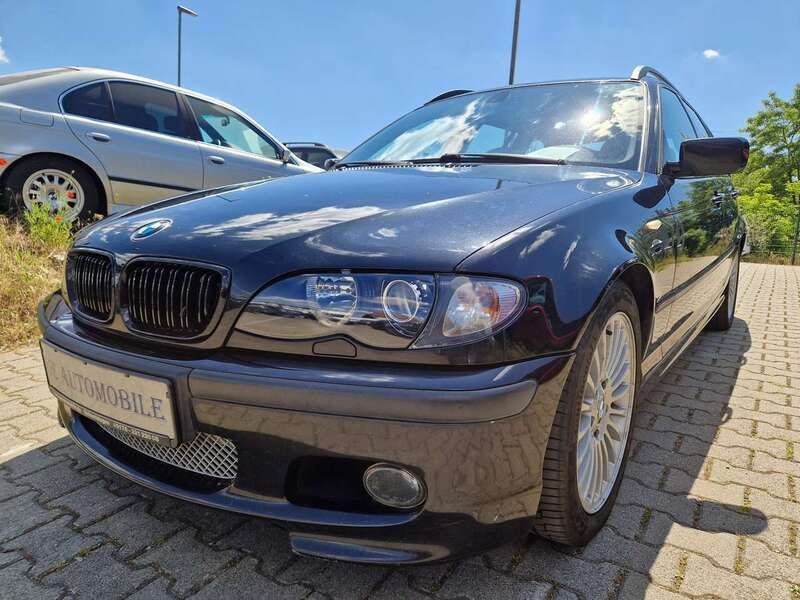 Schwarz Gebraucht 2002 BMW 330 M Sport Kombi | 4.500 € (Superpreis) - Bild 1/4