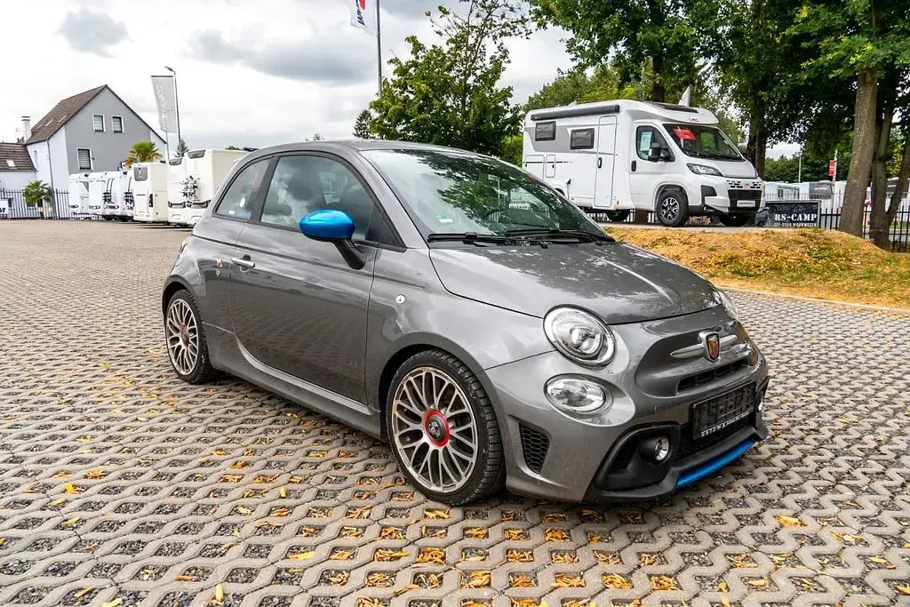 Gebraucht Abarth 595 165 PS (121 kW) 2023 Grau Kleinwagen
