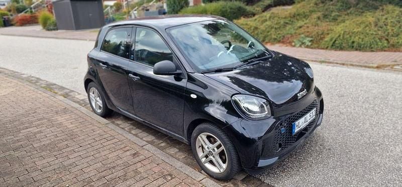 Schwarz Gebraucht 2020 Smart ForFour Electric Drive Limousine | 8.580 € (Guter Preis) - Bild 1/4