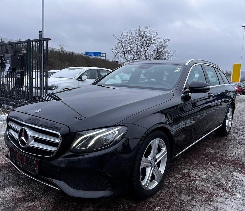 Gebraucht Mercedes E200 184 PS (135 kW) 2017 Schwarz Kombi