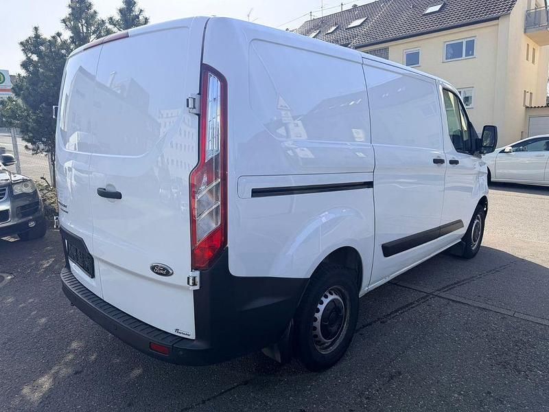 Gebraucht Ford Transit 105 PS (77 kW) 2022 Weiß Van / Kleinbus