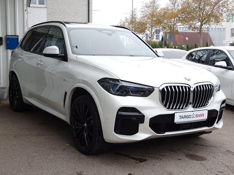 Weiß Gebraucht 2022 BMW X5 M Sport SUV | 46.950 € (Fairer Preis) - Bild 1/4