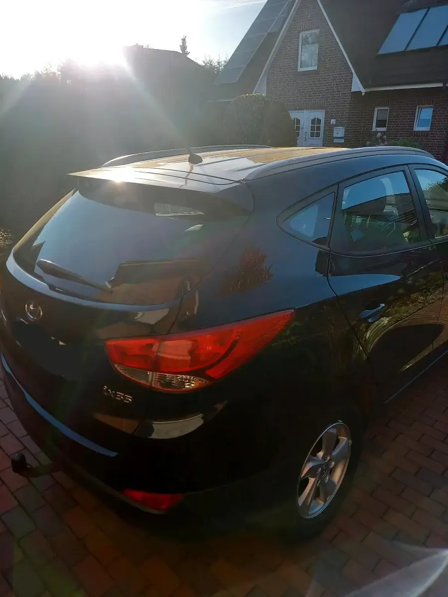 Gebraucht Hyundai Tucson 135 PS (99 kW) 2012 Schwarz SUV
