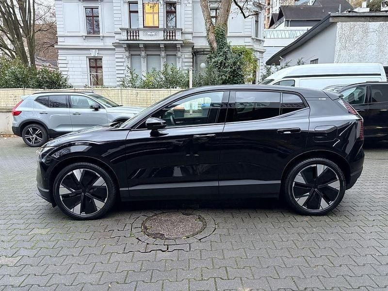 Gebraucht Volvo EX30 Performance 314 kW (428 PS) 2025 Onyx black SUV