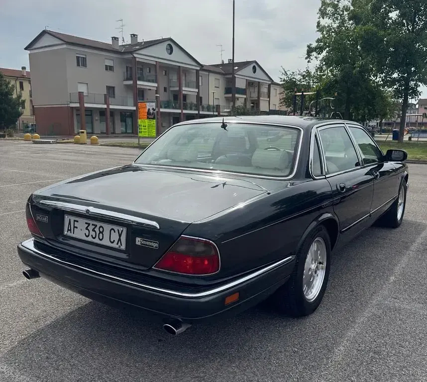 Gebraucht Jaguar XJ Sovereign 241 PS (177 kW) 1995 Grün Limousine