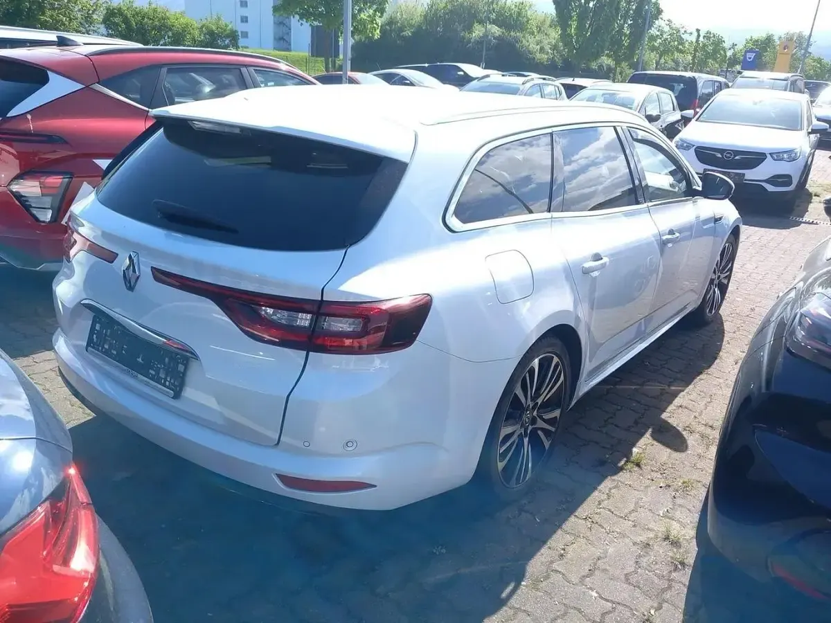 Gebraucht Renault Talisman GrandTour Initiale Paris 224 PS (164 kW) 2020 Blanc nacre metallic Kombi