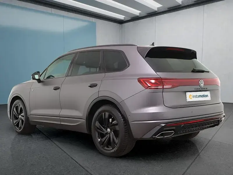 Gebraucht VW Touareg 286 PS (210 kW) 2025 Grau SUV