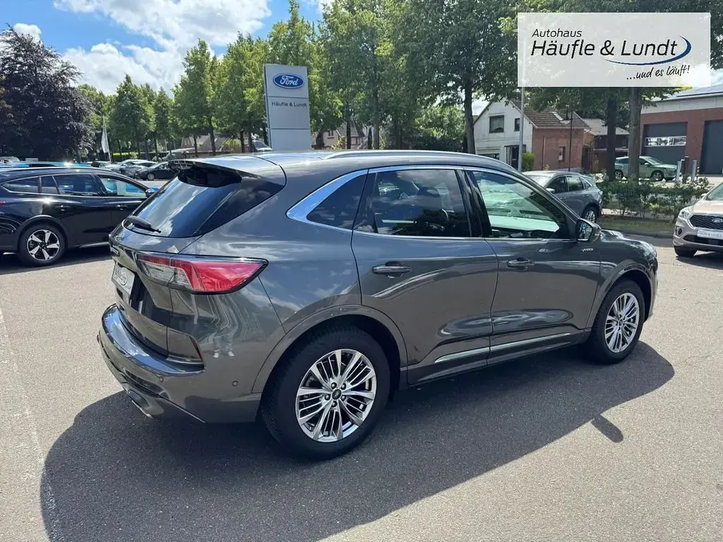 Gebraucht Ford Kuga Vignale 224 PS (164 kW) 2022 Magneticgrau (metallic) SUV