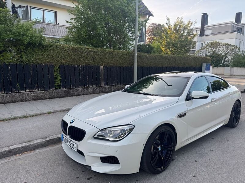 Weiß Gebraucht 2015 BMW M6 Shadowline Coupé | 48.899 € (Superpreis) - Bild 1/4