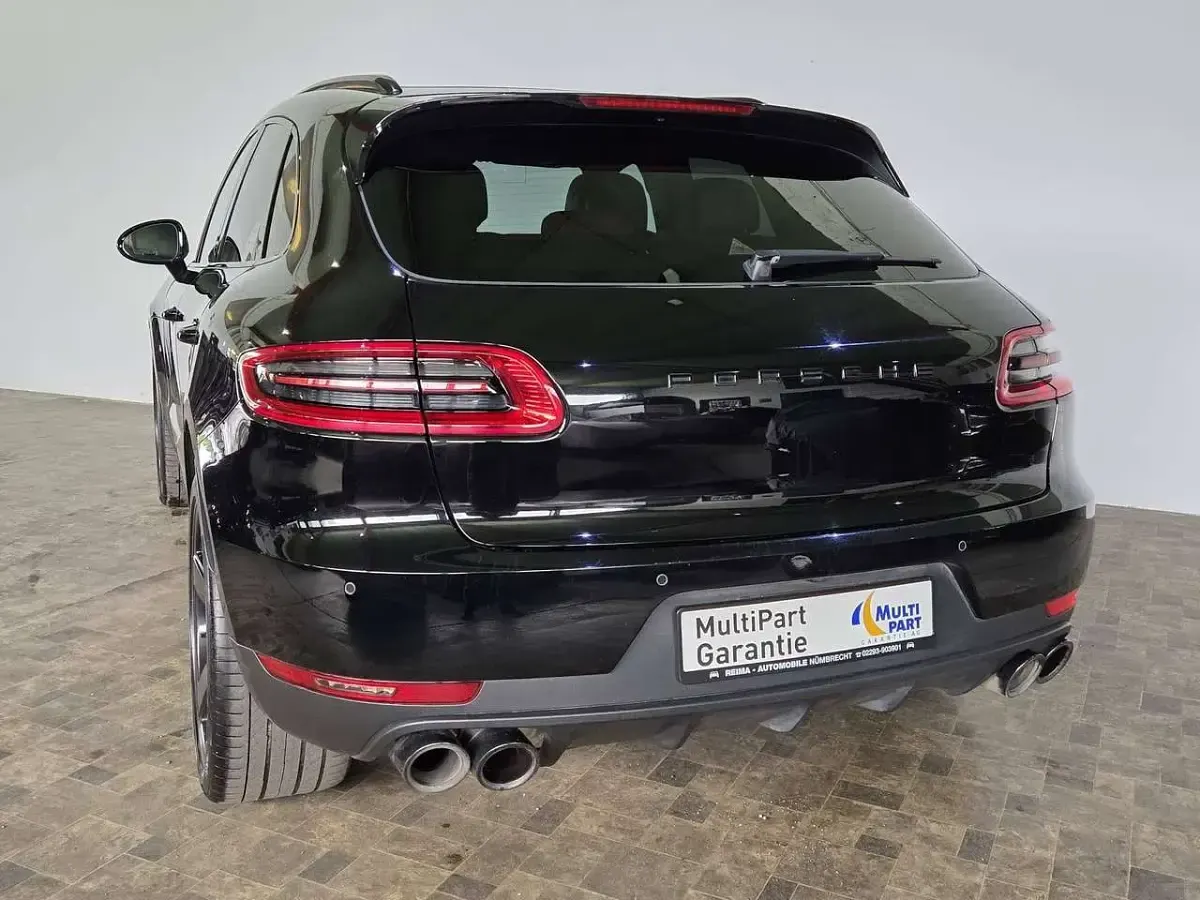 Gebraucht Porsche Macan 252 PS (185 kW) 2018 Schwarz SUV