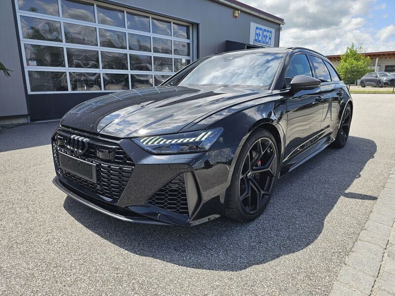 Mythosschwarz metallic Gebraucht 2024 Audi RS6 Performance Kombi | 124.950 € - Bild 1/4