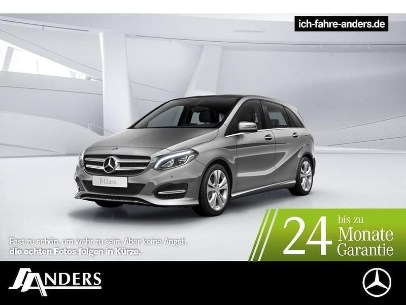 Gebraucht Mercedes B200 Urban 156 PS (114 kW) 2016 Mountaingrau Van / Kleinbus
