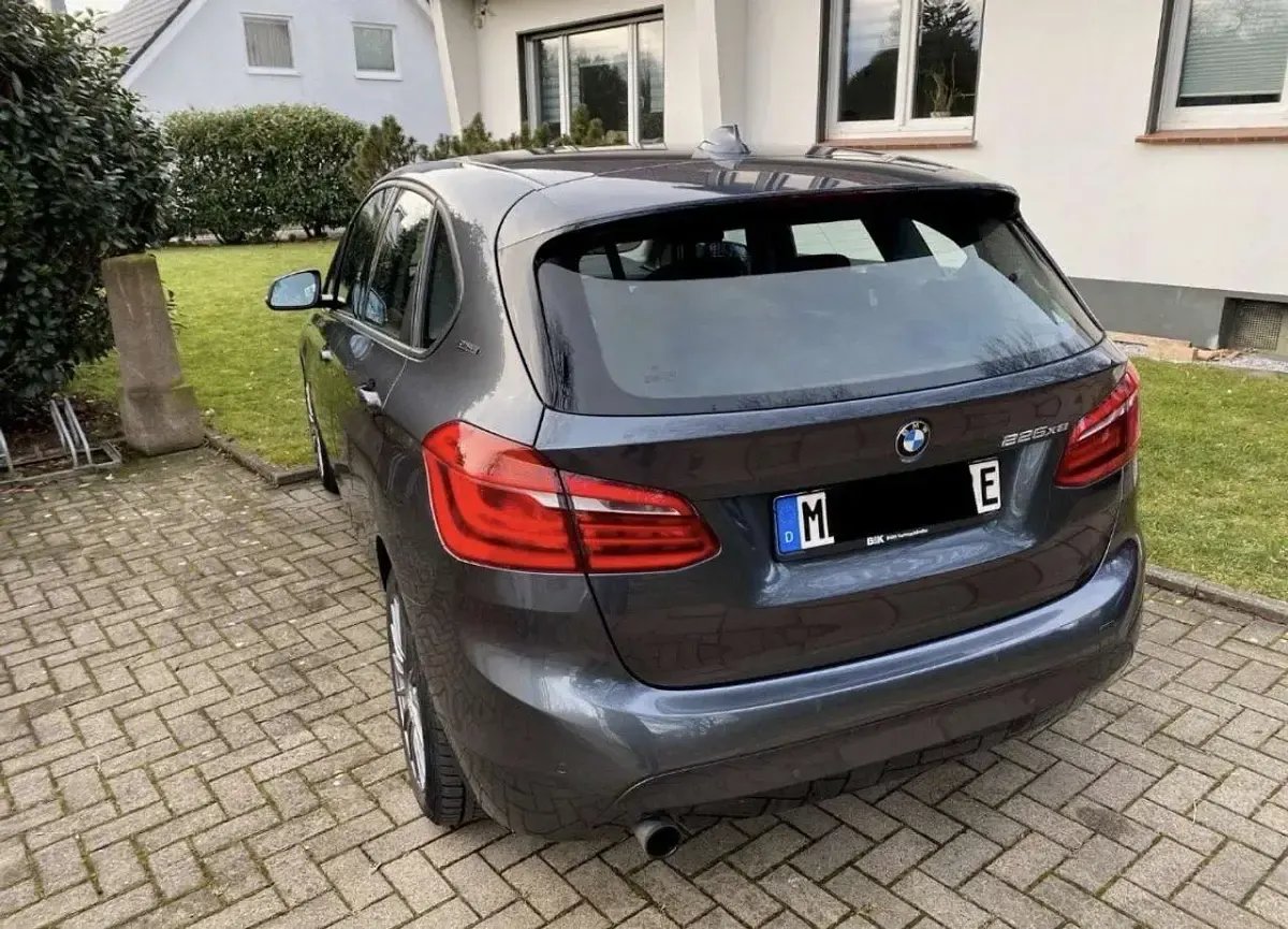 Używany BMW 225 iPerformance 224 KM (164 kW) 2017 Szary Kombi