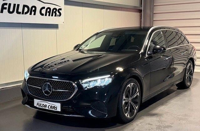 Schwarz Gebraucht 2024 Mercedes E300 Avantgarde Limousine | 42.990 € (Superpreis) - Bild 1/4