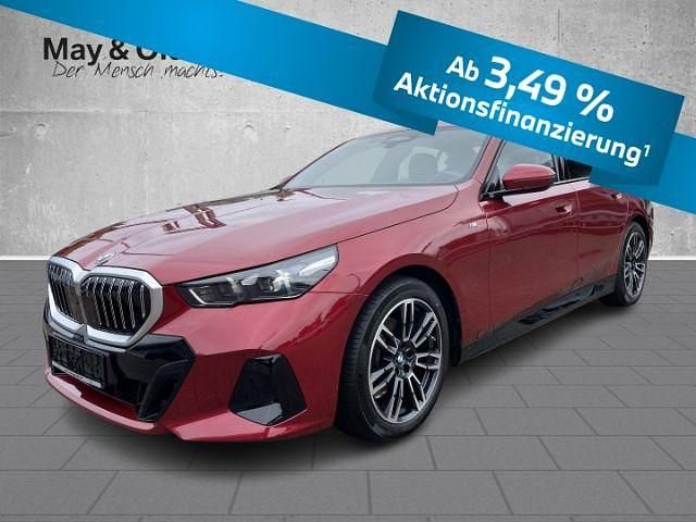 Rot Gebraucht 2024 BMW 520 Sport Line Limousine | 49.790 € (Guter Preis) - Bild 1/4