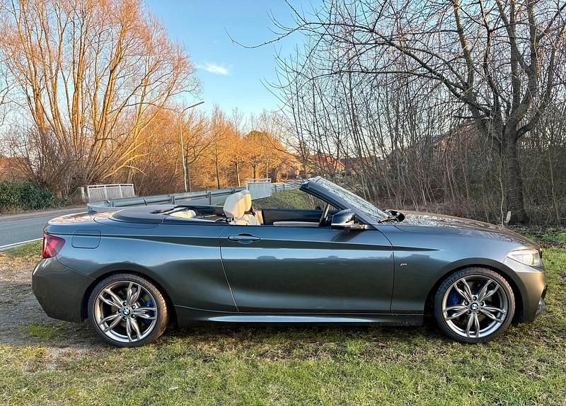 Gebraucht BMW M235 326 PS (239 kW) 2016 Grau Cabrio