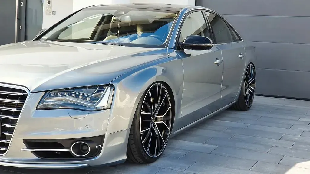 Brugt Audi A8 Ambiente 371 HK (272 kW) 2010 Grå Sedan