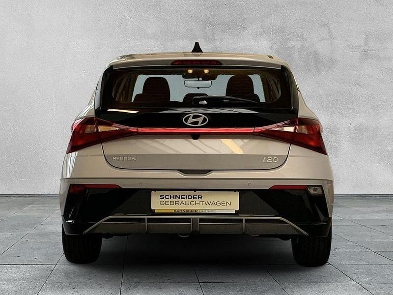 Gebraucht Hyundai i20 Prime 101 PS (74 kW) 2025 Grau Limousine