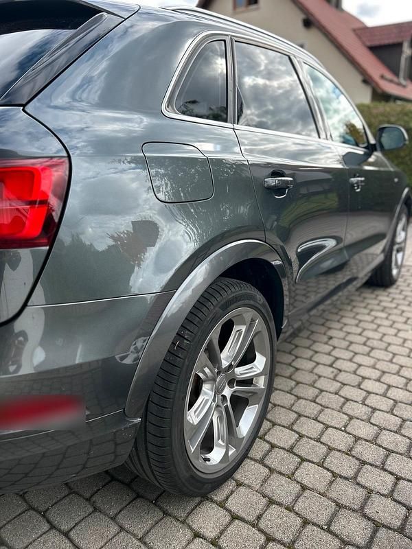 Gebraucht Audi Q3 S-Line 150 PS (110 kW) 2015 Grau SUV