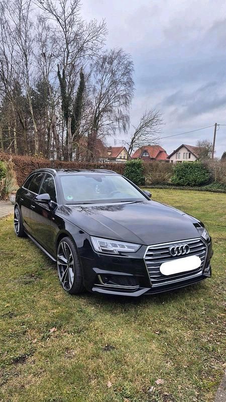Schwarz Gebraucht 2016 Audi A4 S-Line Kombi | 19.500 € (Etwas zu teuer) - Bild 1/4