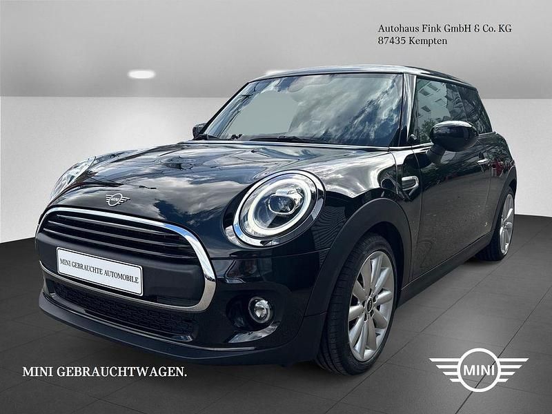 Midnight black metallic (metallic) Gebraucht 2021 Mini ONE Chili Kleinwagen | 16.430 € (Fairer Preis) - Bild 1/4