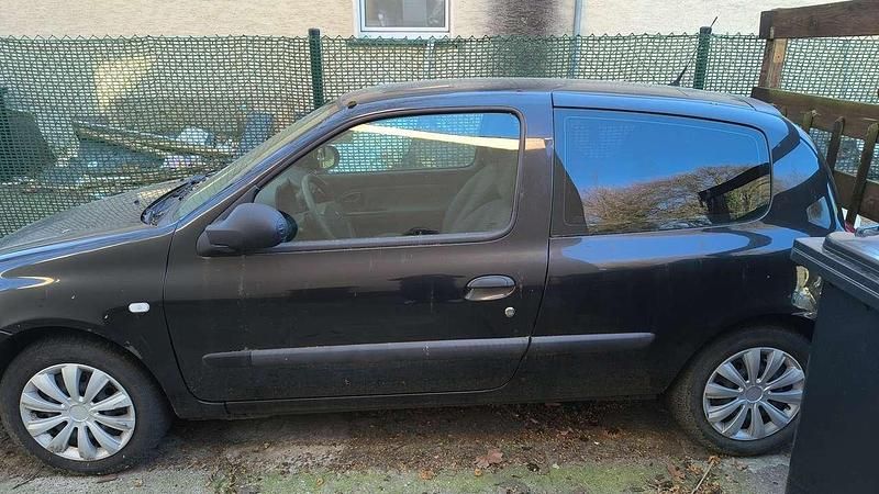 Gebraucht Renault Clio II Dynamique 75 PS (55 kW) 2009 Limousine