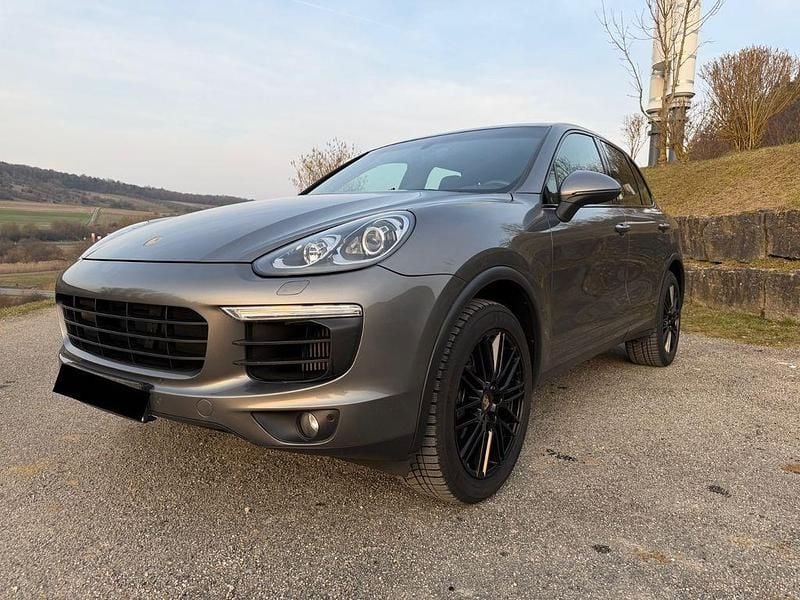 Gebraucht Porsche Cayenne 262 PS (192 kW) 2015 Grau SUV