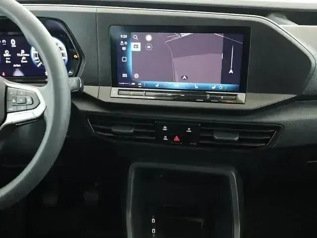 Gebraucht VW Caddy 102 PS (75 kW) 2024 Grau Van / Kleinbus