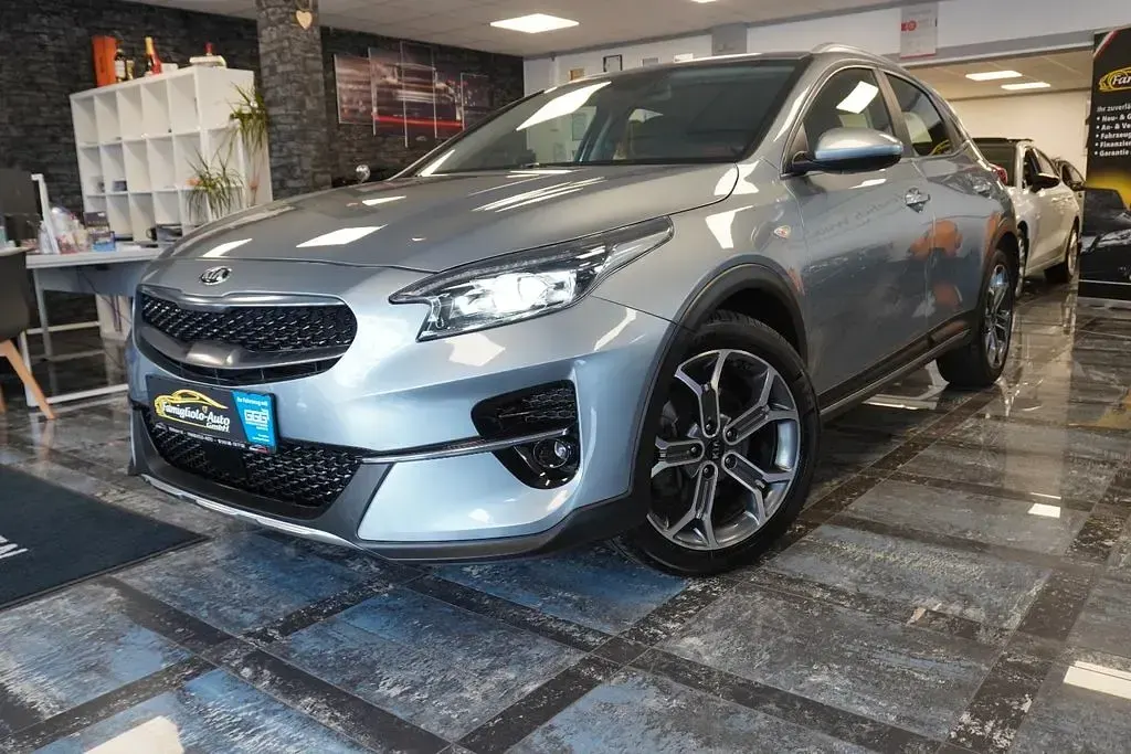 Gebraucht Kia XCeed 140 PS (102 kW) 2020 Silber SUV