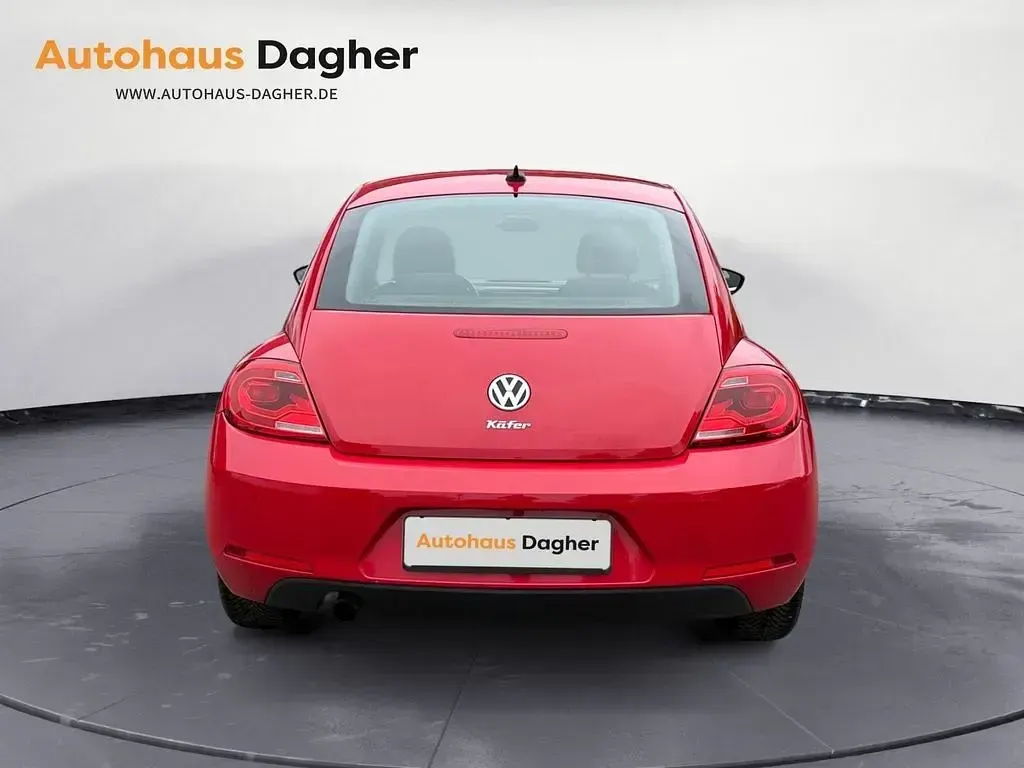 Gebraucht VW Beetle Design 105 PS (77 kW) 2012 Rot Kleinwagen