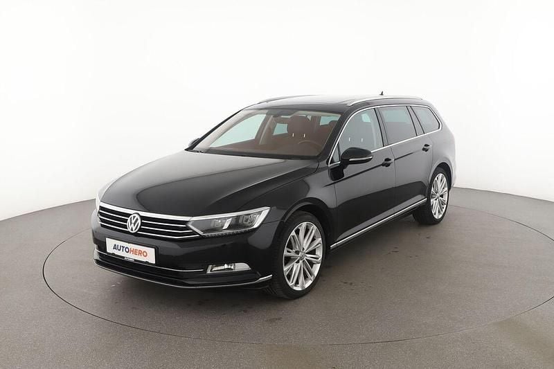 Schwarz Gebraucht 2016 VW Passat Highline Kombi | 16.070 € (Fairer Preis) - Bild 1/3