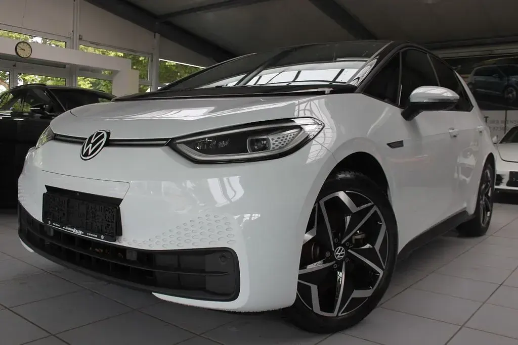 Gebraucht VW ID.3 Pro 150 kW (204 PS) 2021 Weiß Kleinwagen