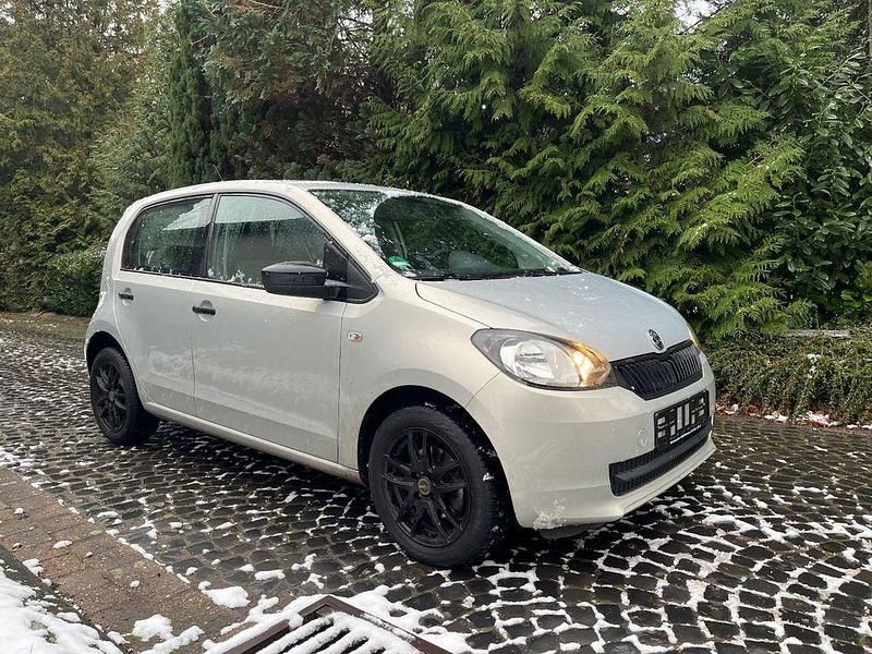 Gold Gebraucht 2013 Skoda Citigo Active Kleinwagen | 4.750 € (Fairer Preis) - Bild 1/4