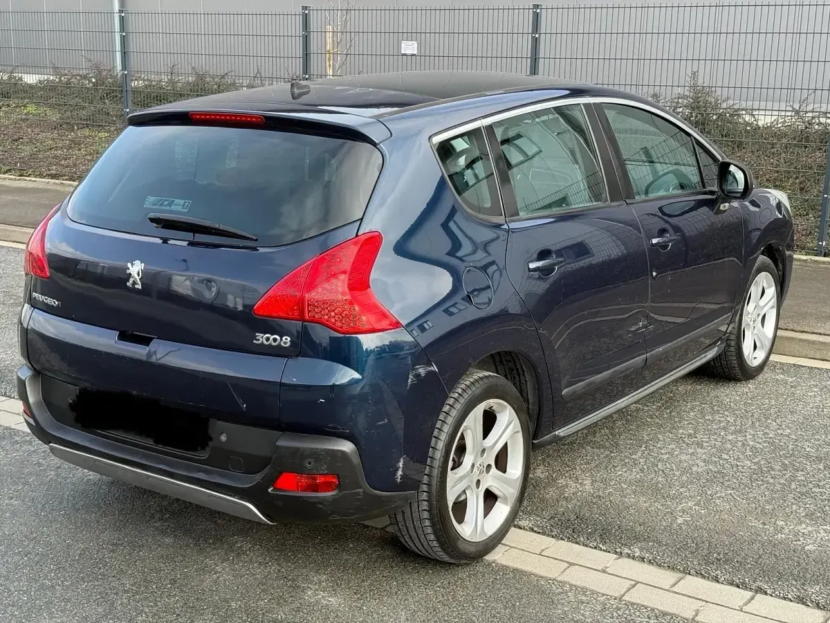 Gebraucht Peugeot 3008 163 PS (119 kW) 2010 Blau Kombi