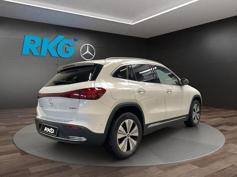 Gebraucht Mercedes EQA300 Progressive 167 kW (228 PS) 2024 Weiß SUV