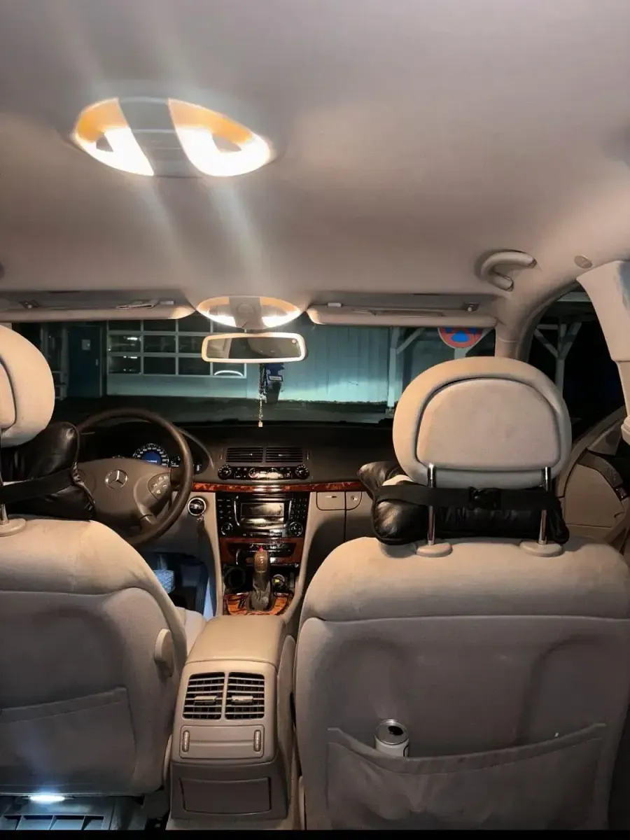 Gebraucht Mercedes E280 190 PS (139 kW) 2004 Blau Limousine
