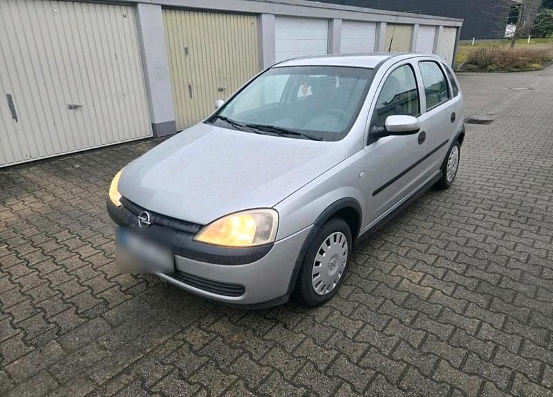 Second-hand Opel Corsa 75 CP (55 kW) 2002 Argintiu Hatchback