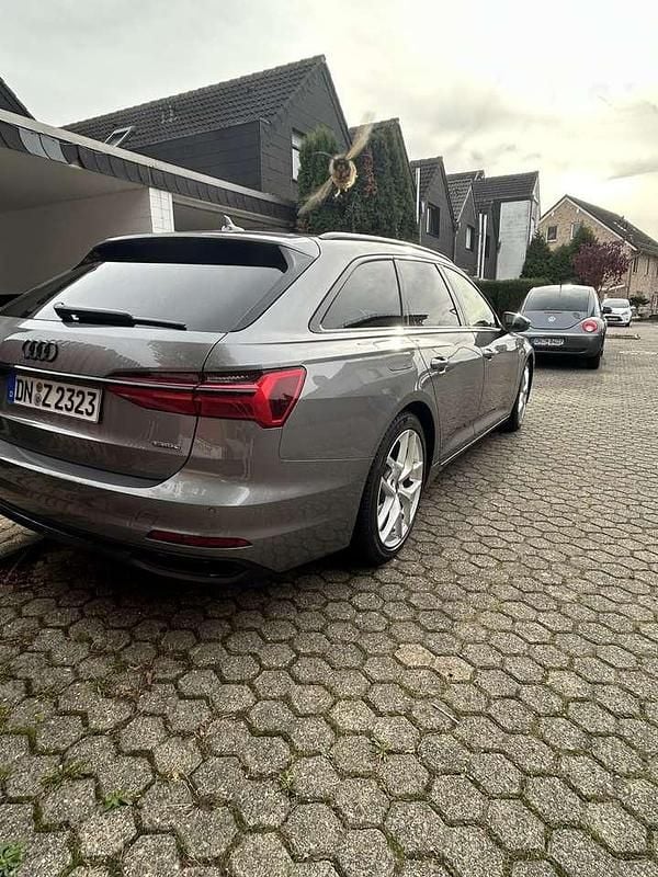 Gebraucht Audi A6 Sport 204 PS (150 kW) 2020 Grau Kombi