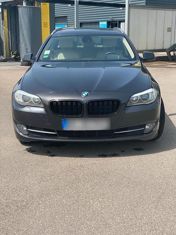 Gebraucht 2010 BMW 520 Kombi | 5.999 € (Superpreis) - Bild 1/4