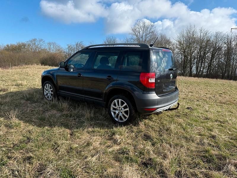 Gebraucht Skoda Yeti 110 PS (80 kW) 2012 Schwarz SUV